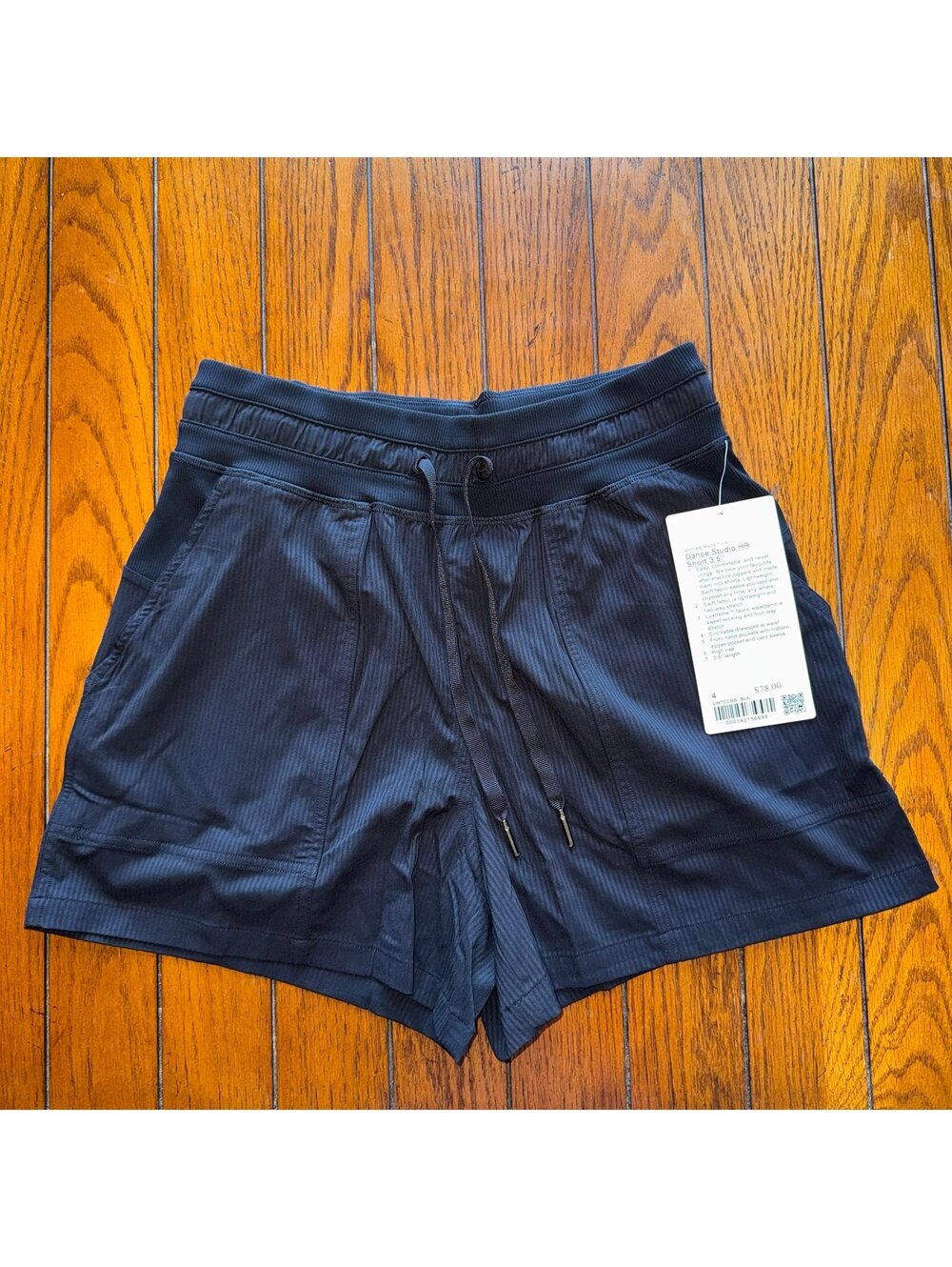 Lululemon Dance Studio Short High Rise 3.5” Black Size 4 NWT